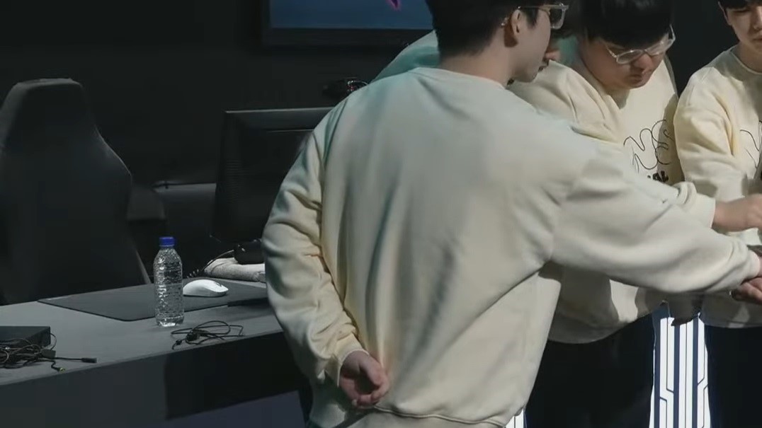 【OW2】RunAway 選手デバイス紹介【OWCS 2024 Stage 1 Korea】 | ゲーミングデバイス研究所